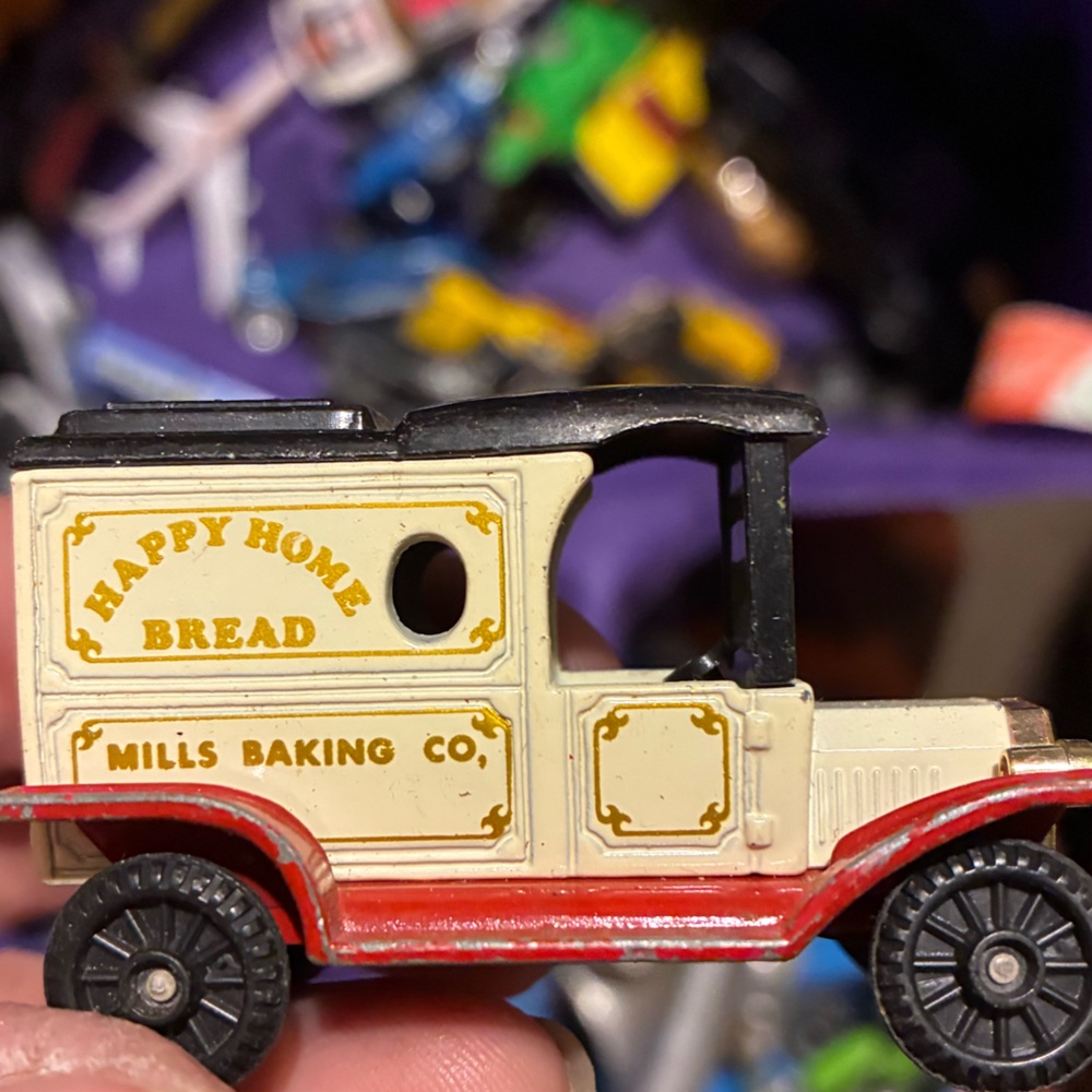 Happy Home Bread Toy Delivery Truck by Tomics and Hot Wheels Rolls Royce